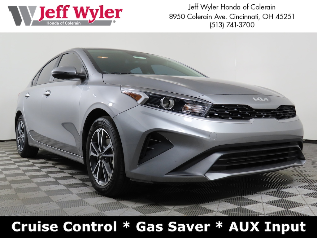 Used 2024 Kia Forte LXS IVT Sedan