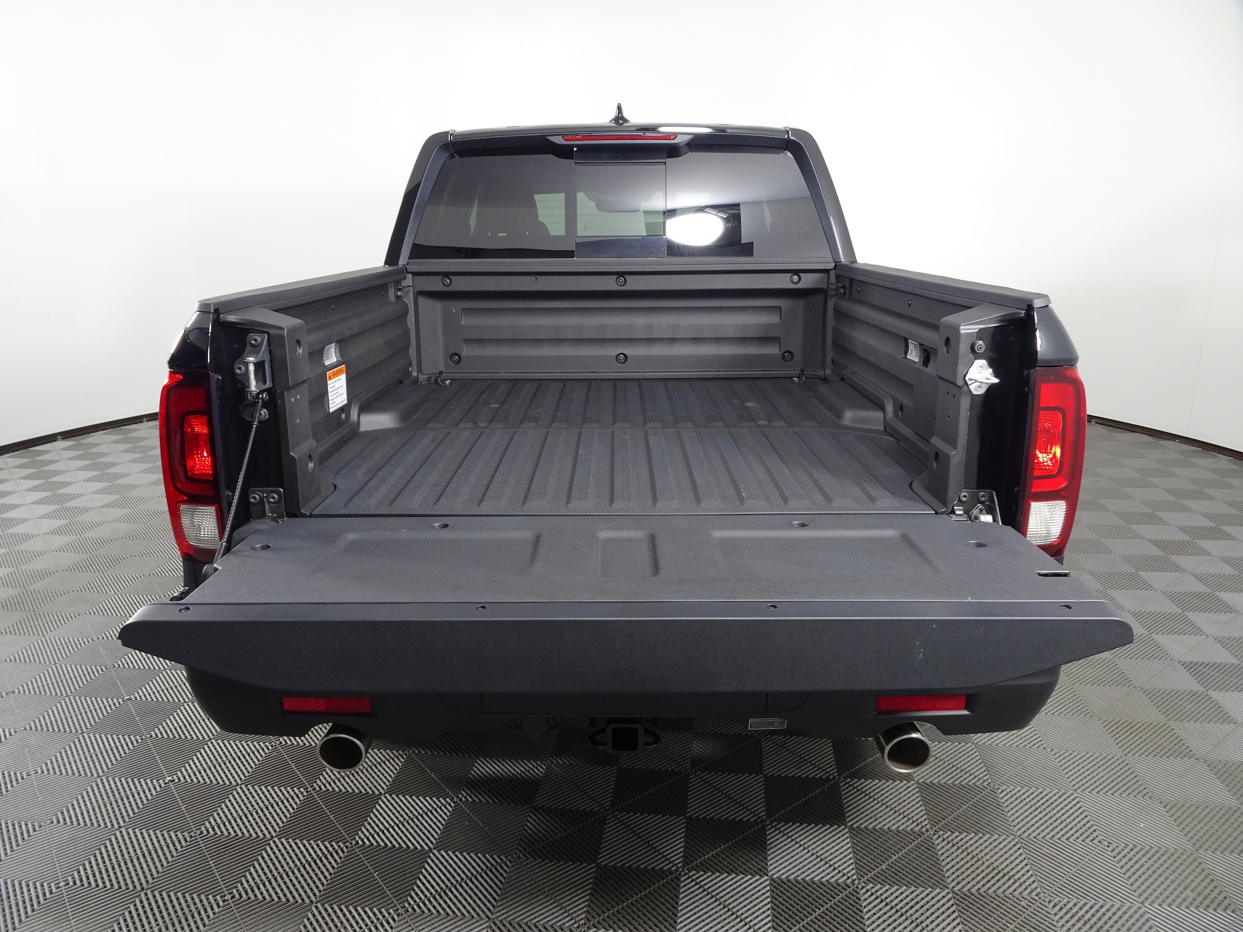 2025 Honda Ridgeline TrailSport - Photo 11