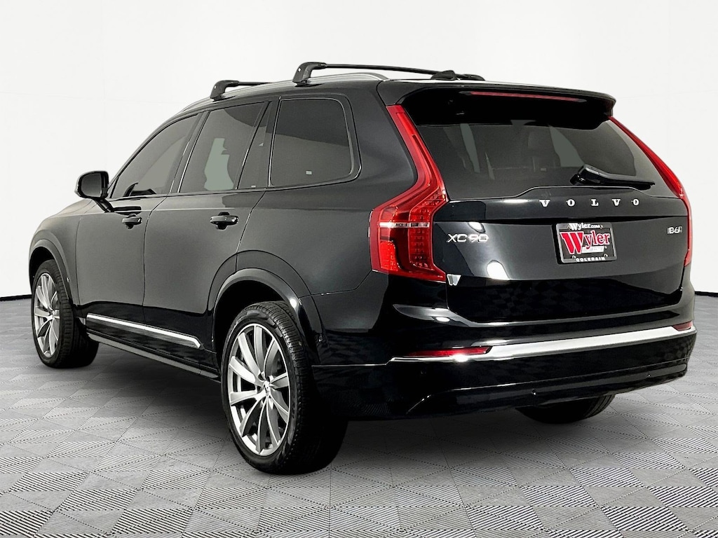 Used 2023 Volvo XC90 B6 AWD Plus 7P SUV