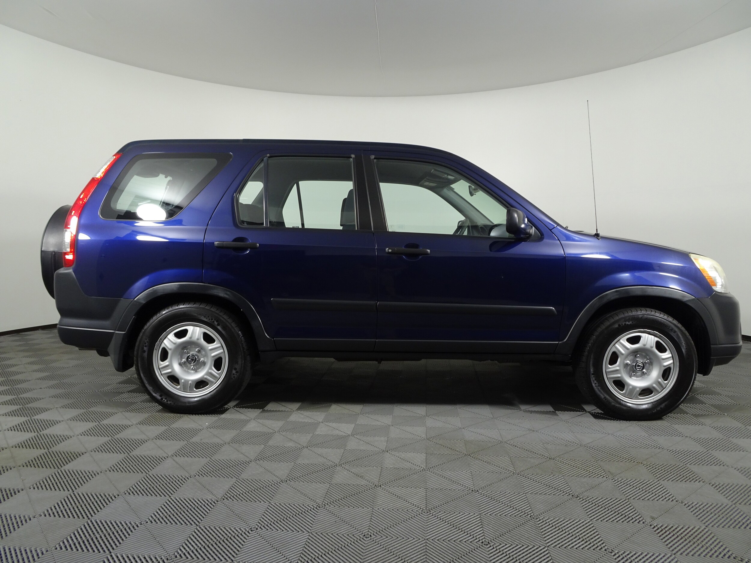 2006 Honda CR-V LX photo 2