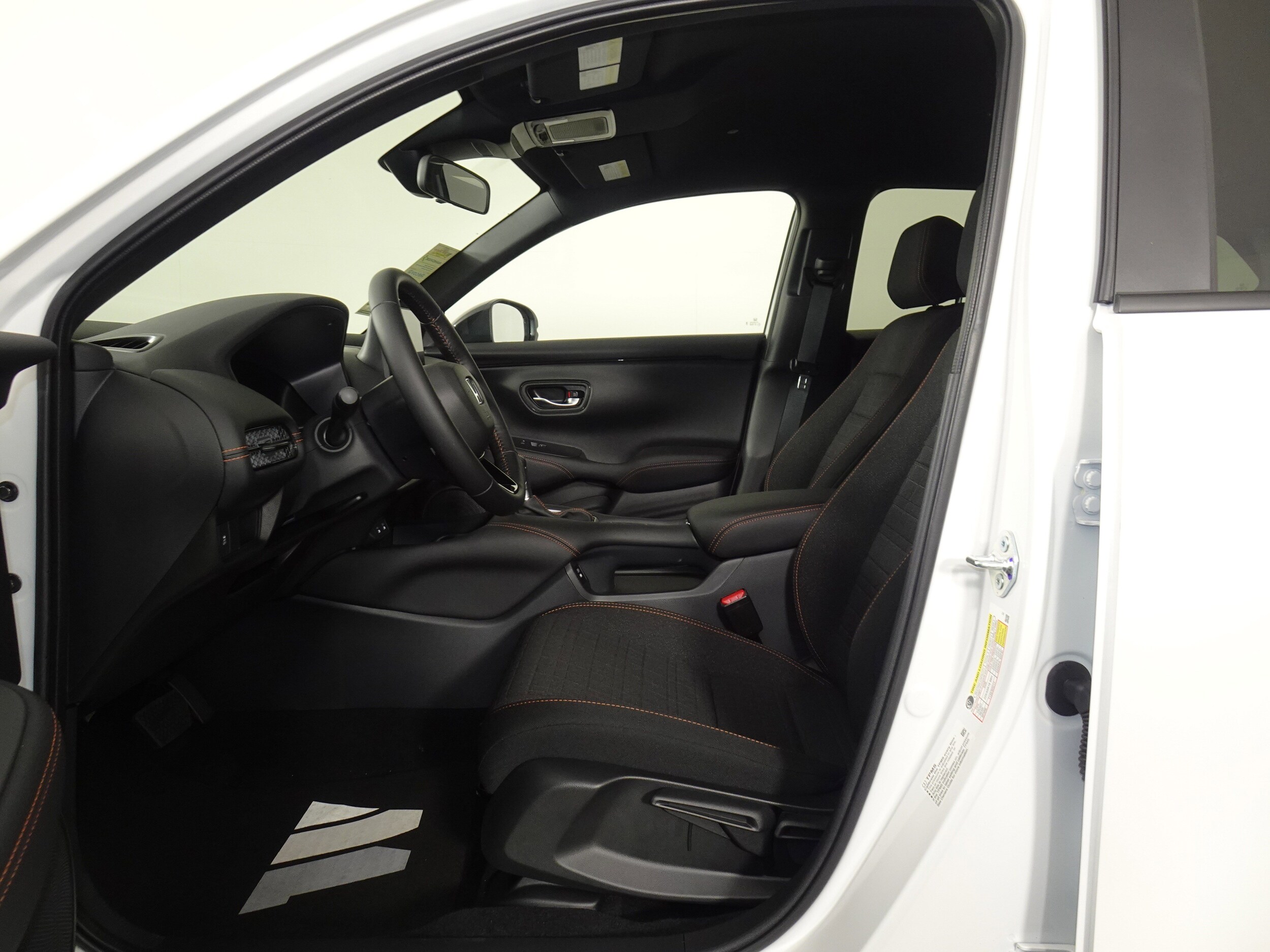 2026 Honda HR-V Sport photo 3