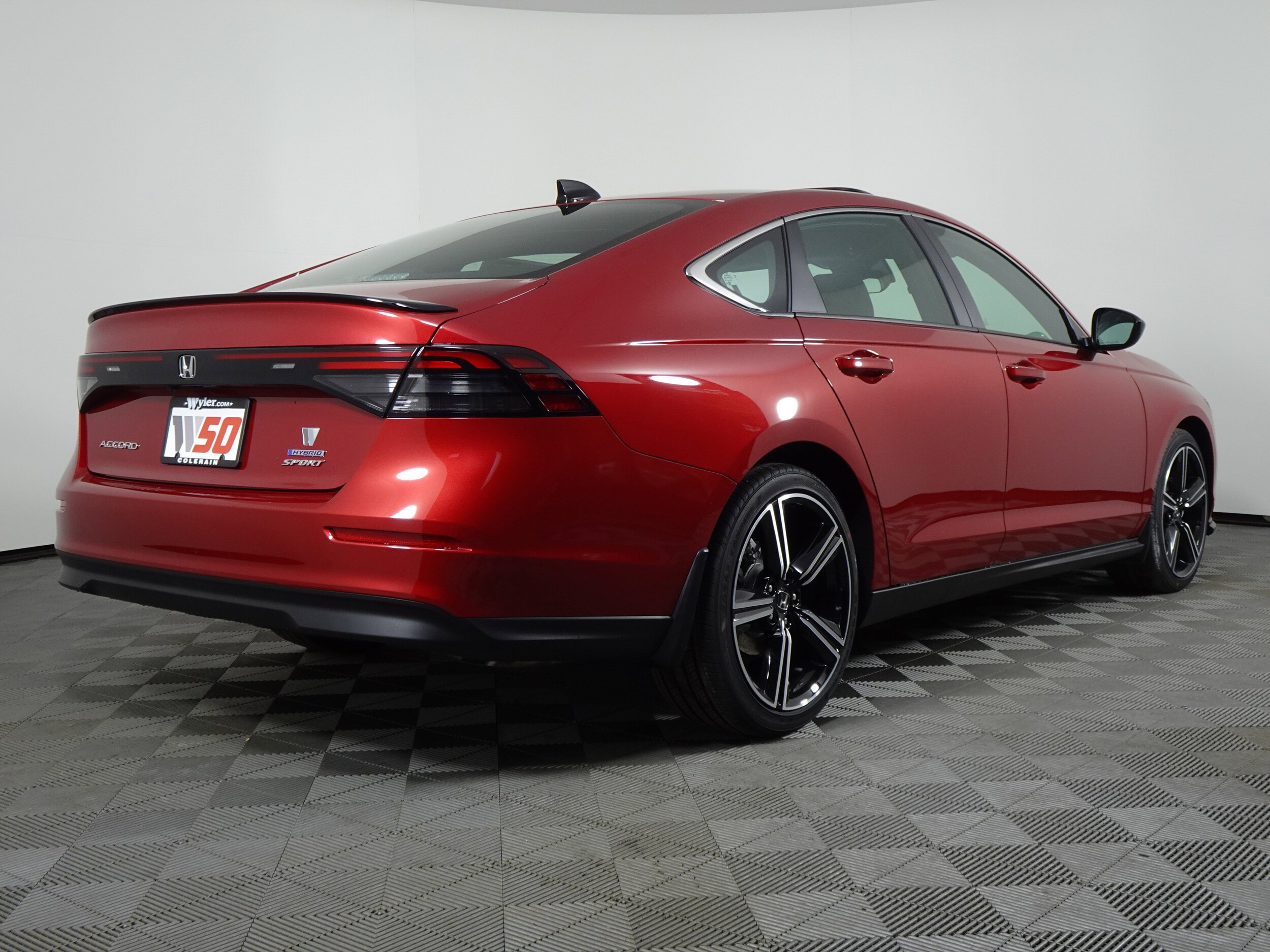 2025 Honda Accord Hybrid Sport photo 3