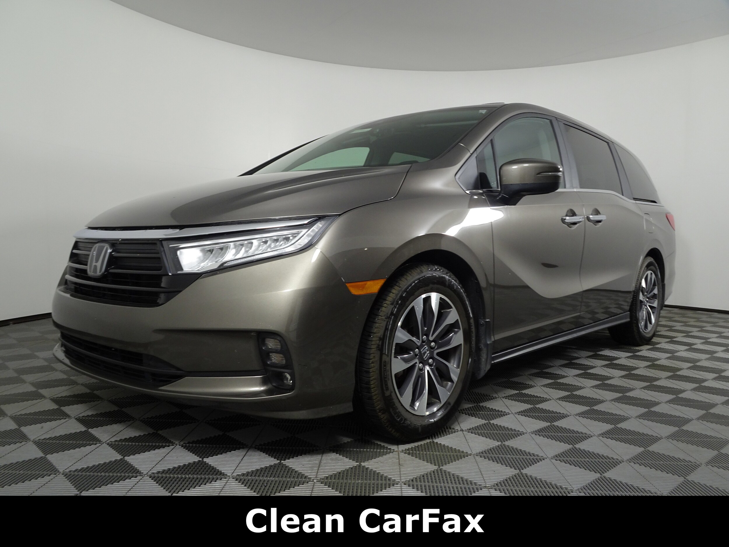 2022 Honda Odyssey EX-L photo 2