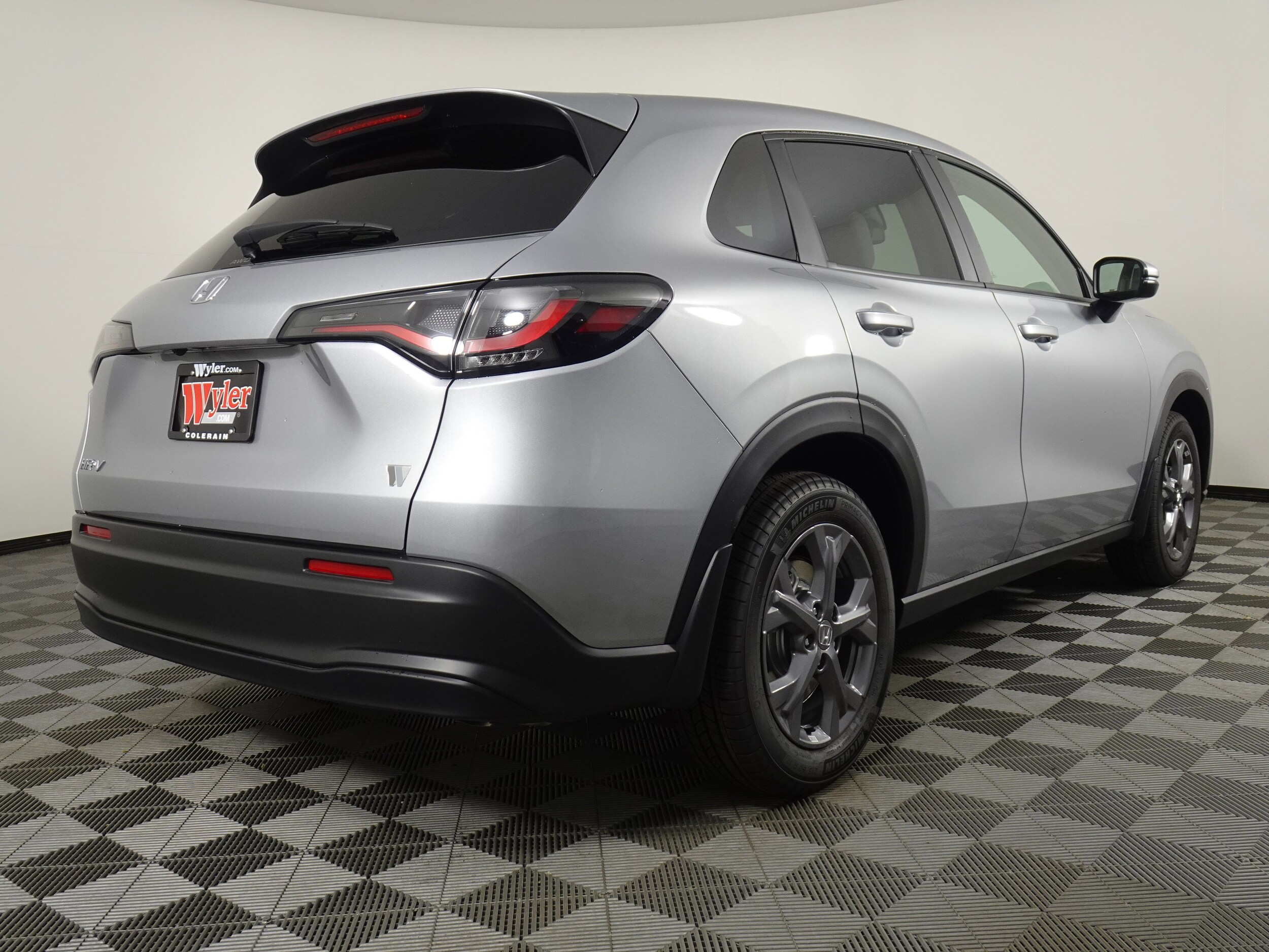 2026 Honda HR-V LX photo 3