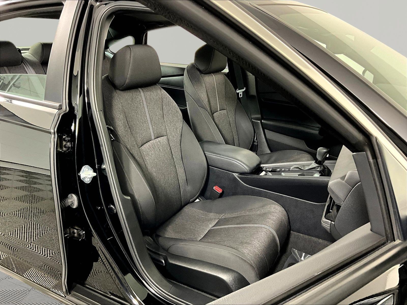2025 Honda Accord Hybrid Sport - Photo 29