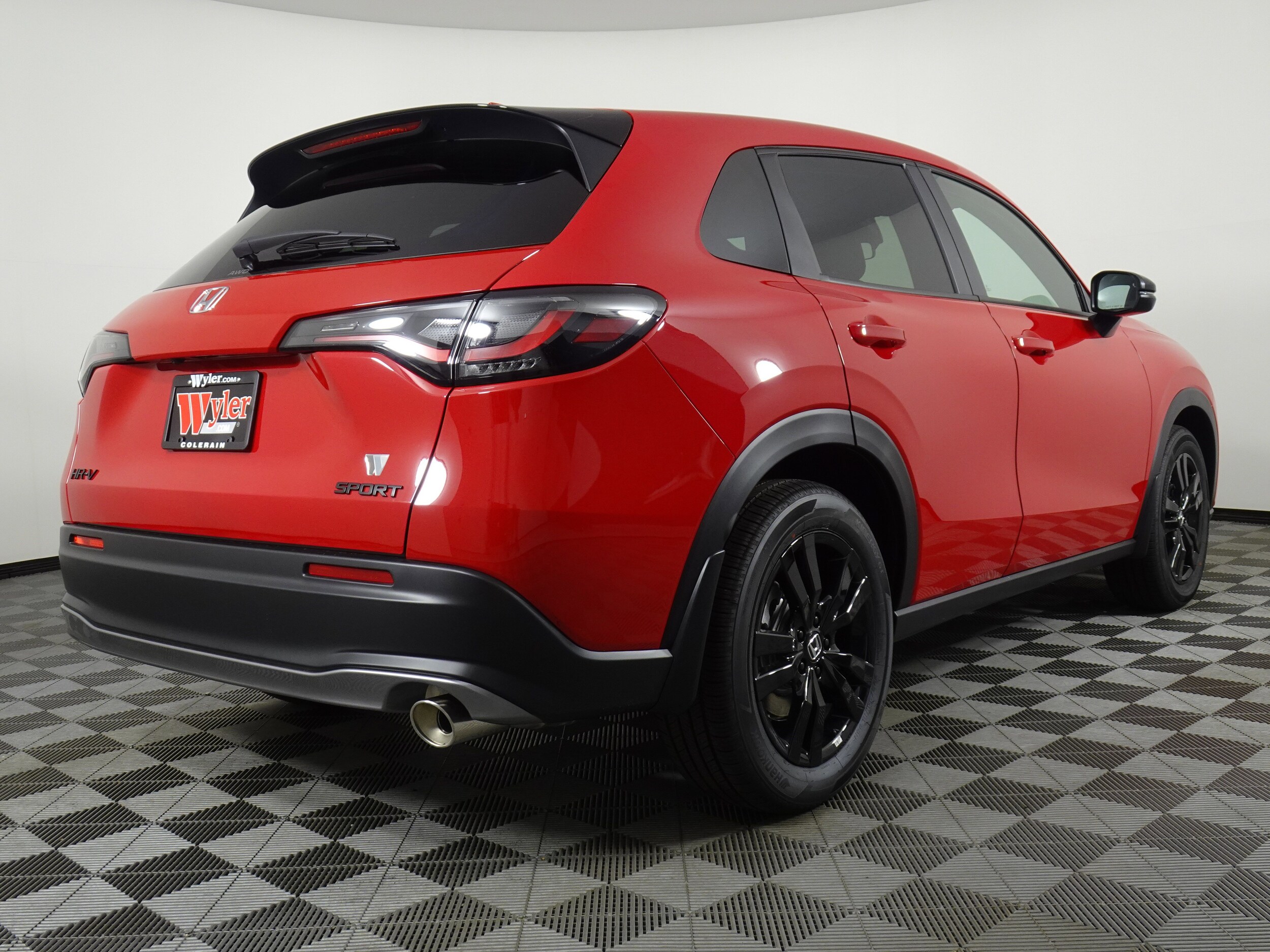 2026 Honda HR-V Sport photo 2