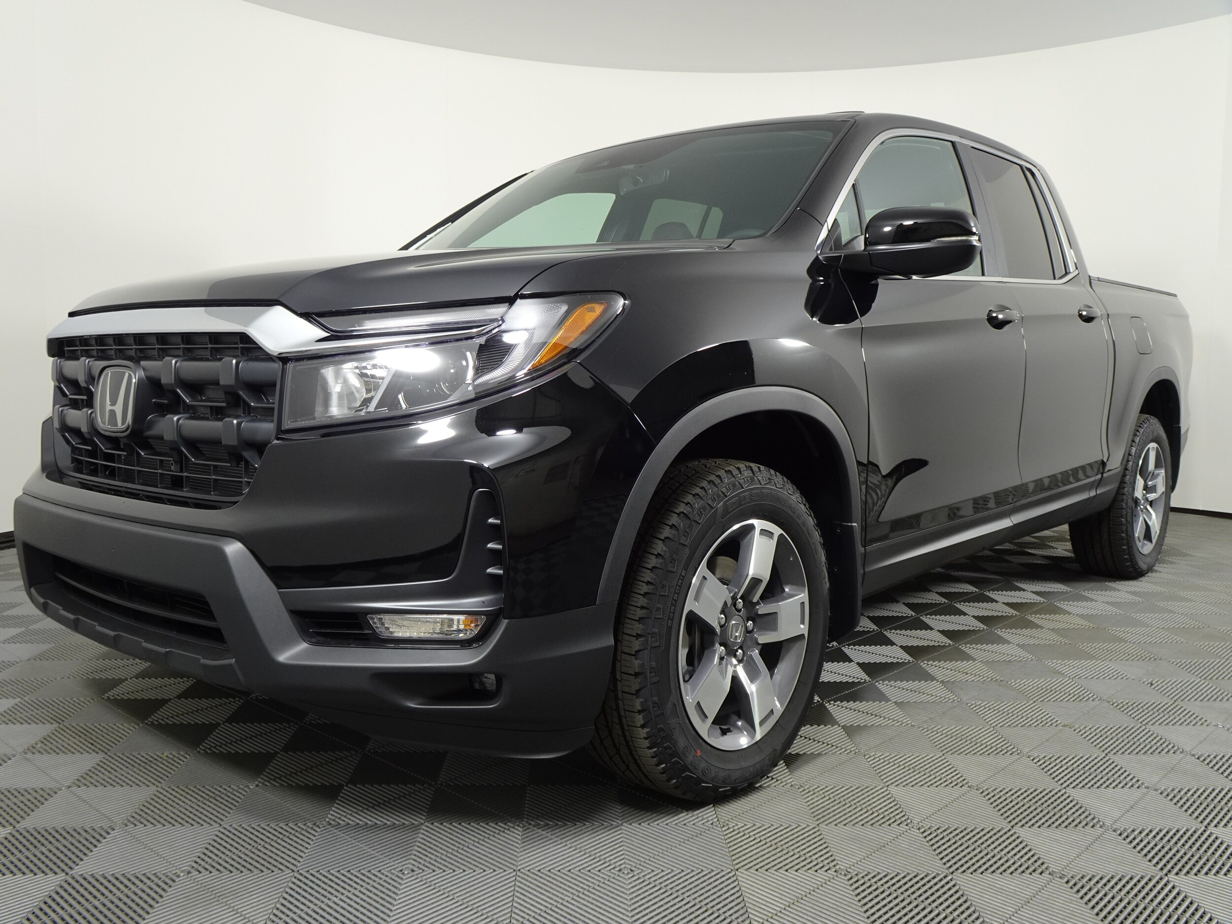 2026 Honda Ridgeline RTL - Photo 16