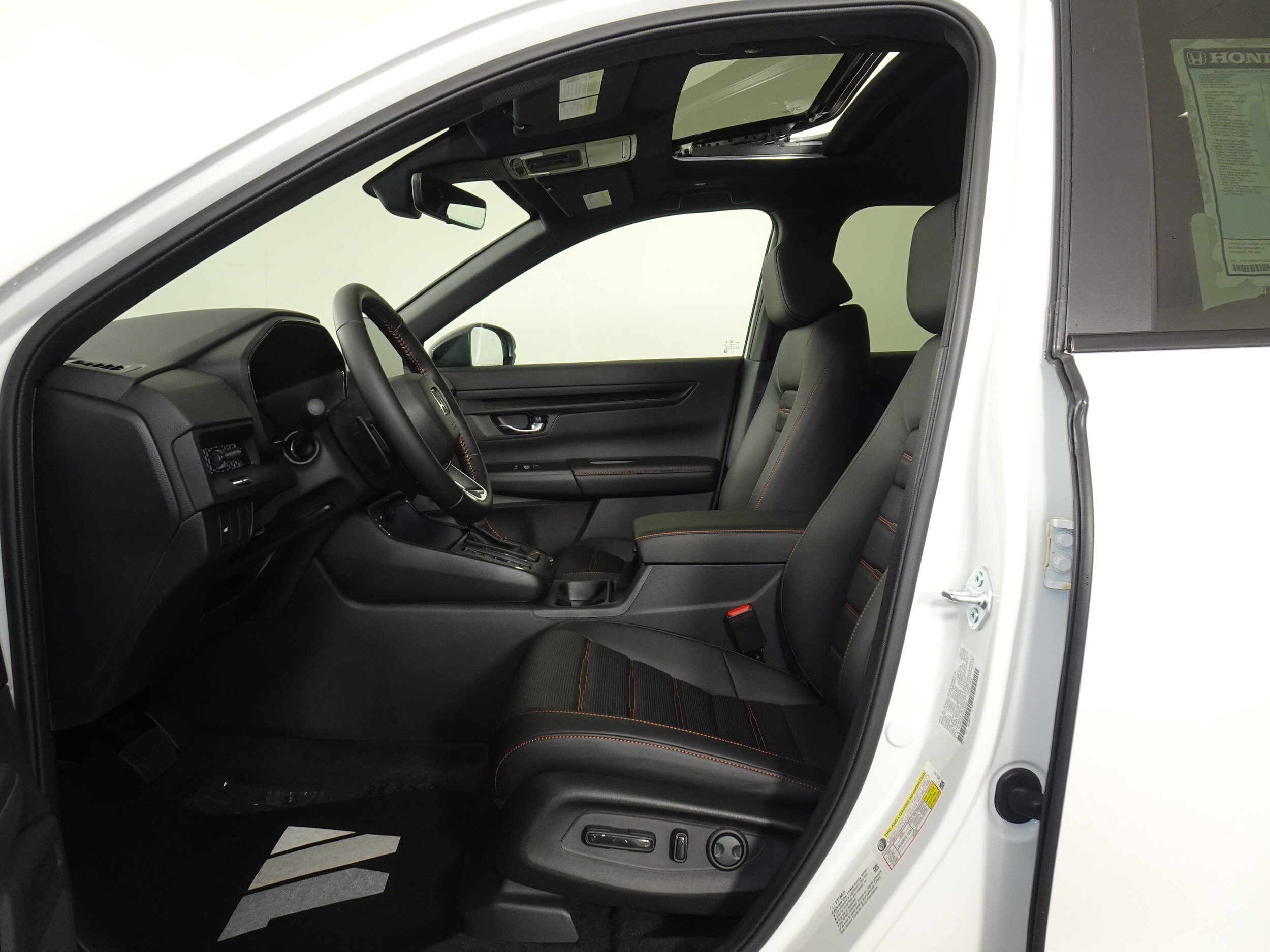 2026 Honda CR-V Hybrid Sport-L photo 4