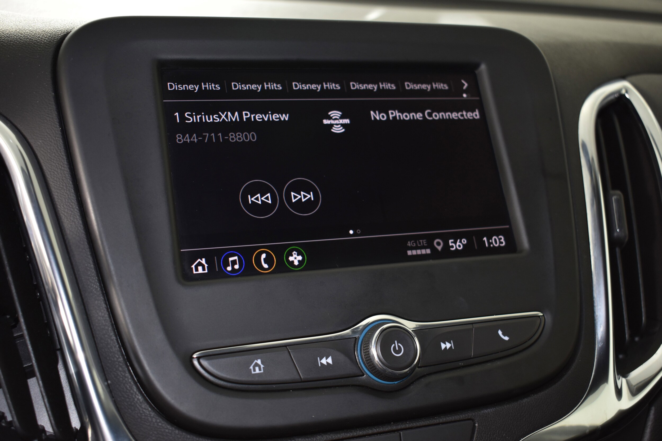 2024 Chevrolet Equinox LT photo 4