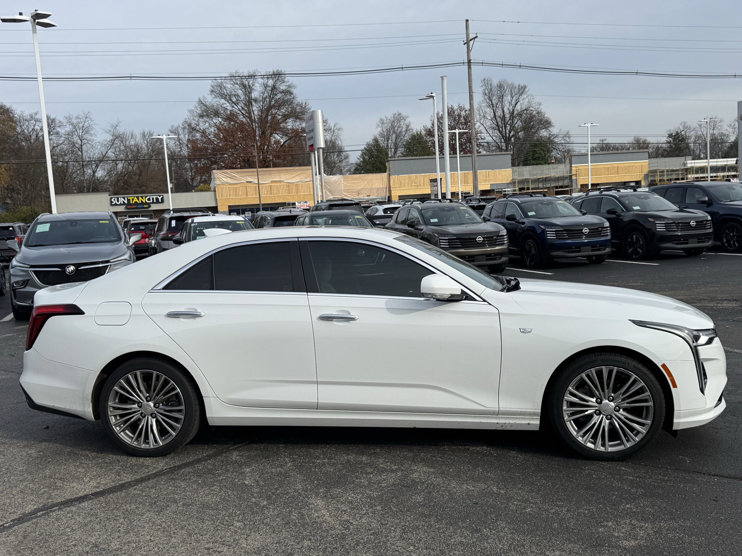 2021 Cadillac CT4 Premium Luxury photo 2