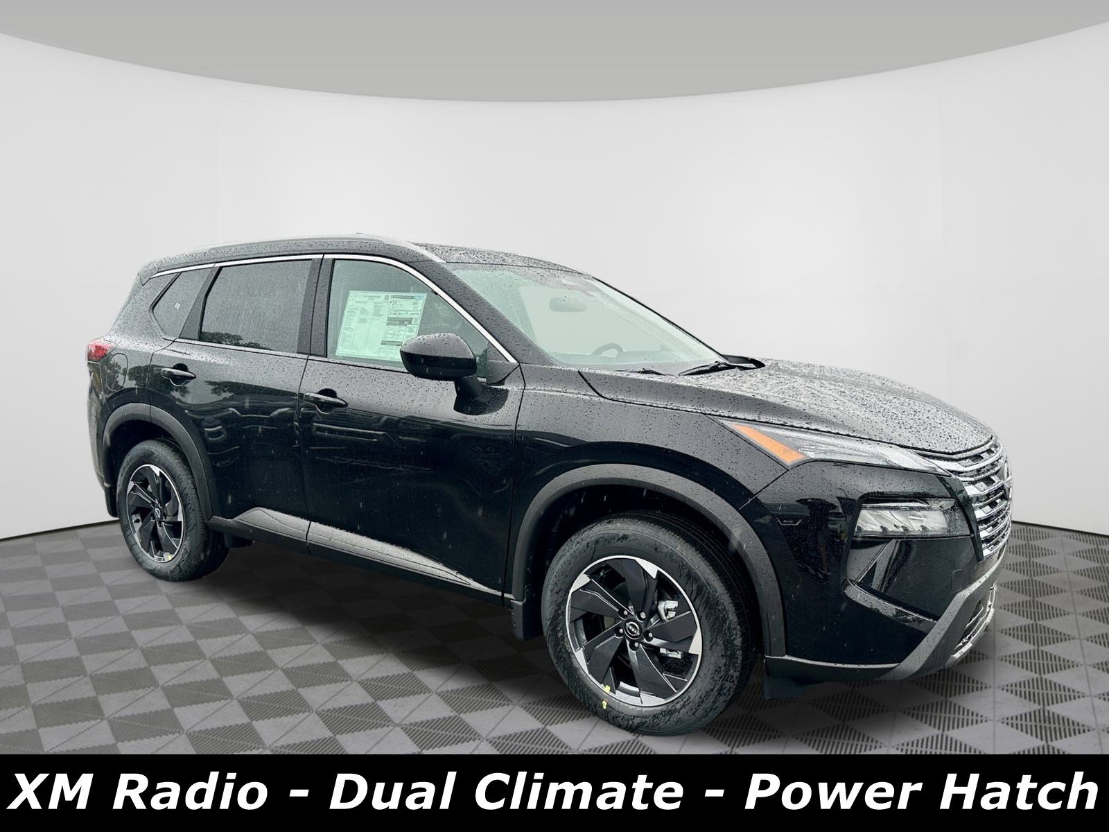 2026 Nissan Rogue SV's photo