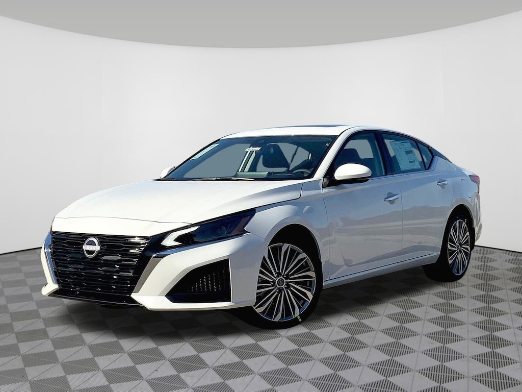 New 2025 Nissan Altima SL Sedan
