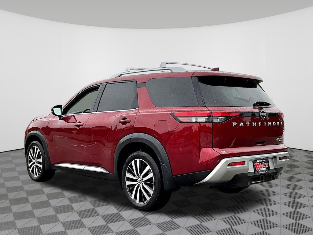 Used 2025 Nissan Pathfinder Platinum 4WD SUV