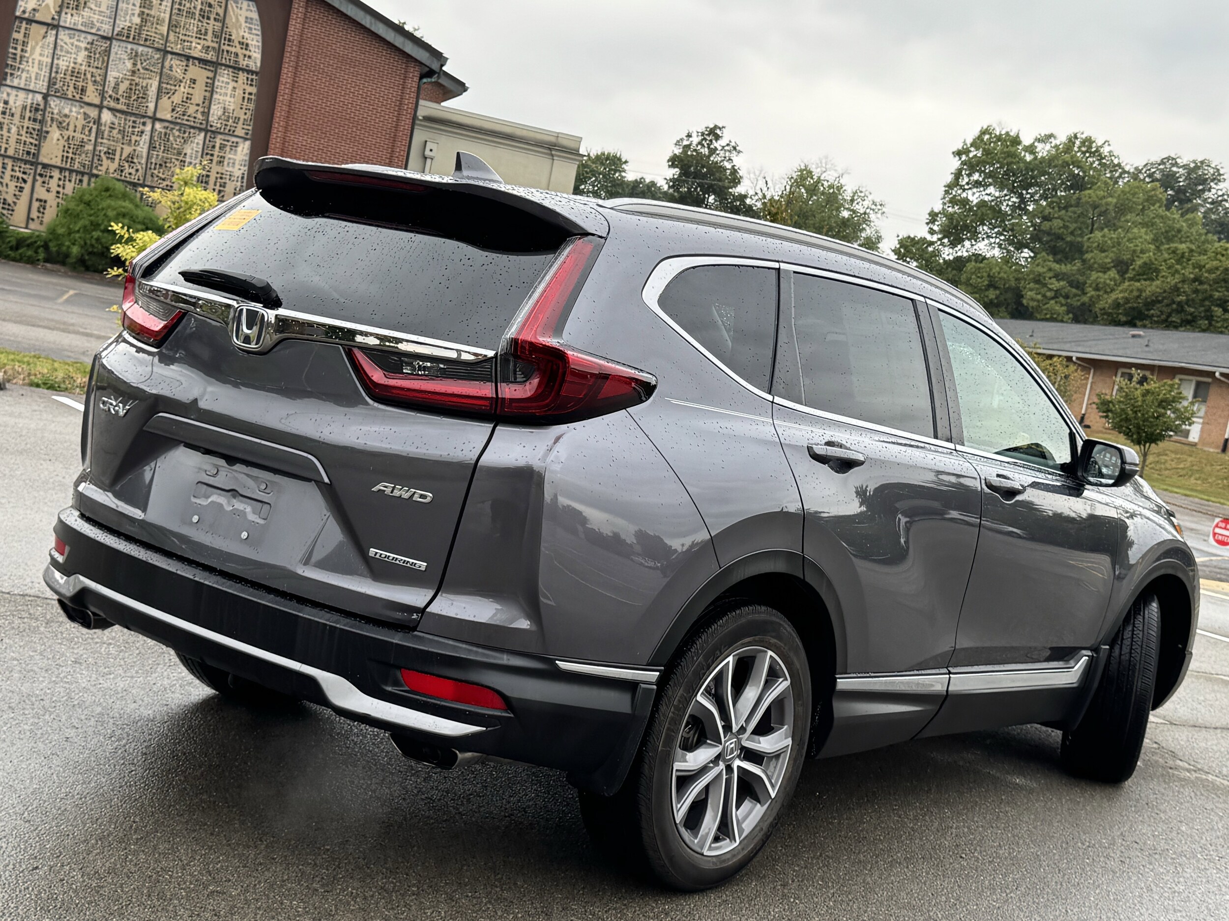 2020 Honda CR-V Touring photo 2