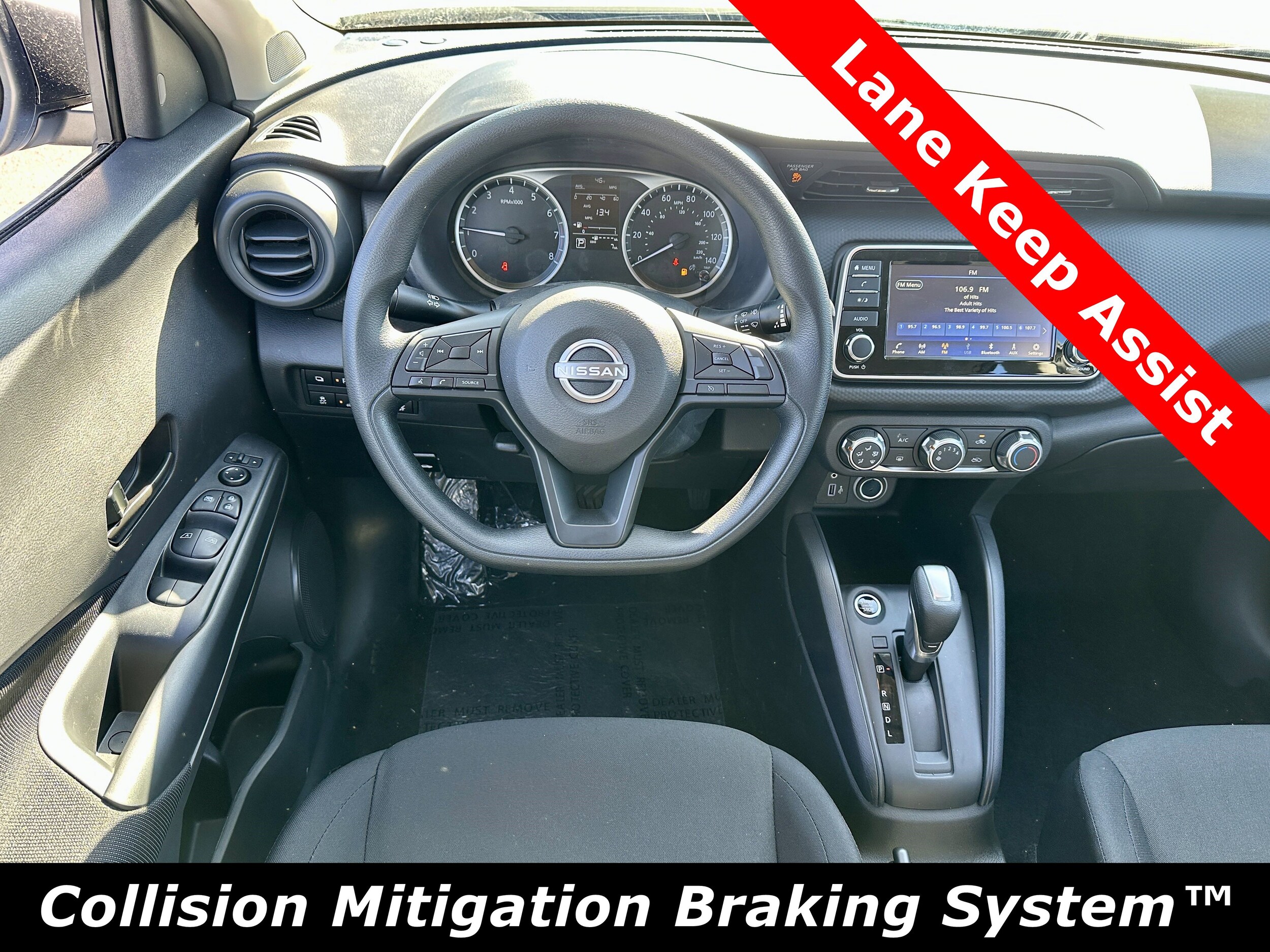 2025 Nissan Kicks Play S photo 4