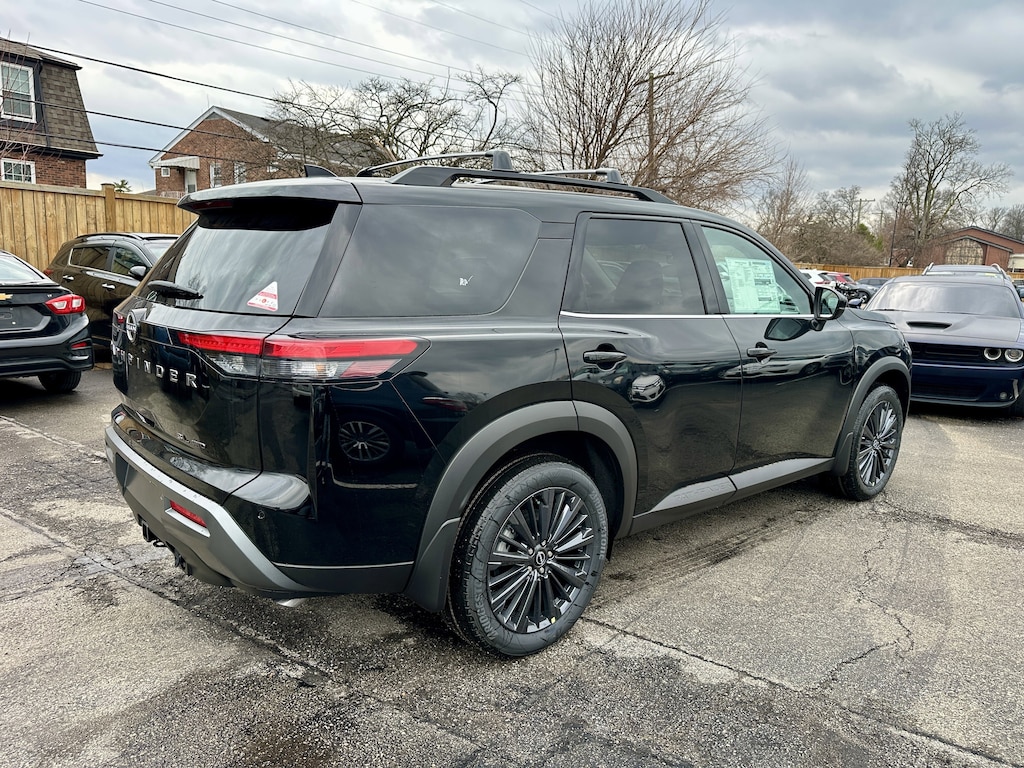 New 2026 Nissan Pathfinder SL SUV