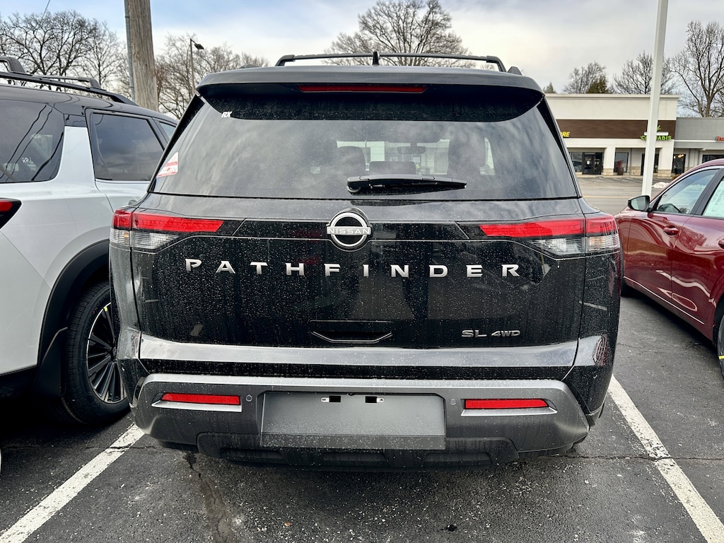 New 2026 Nissan Pathfinder SL SUV