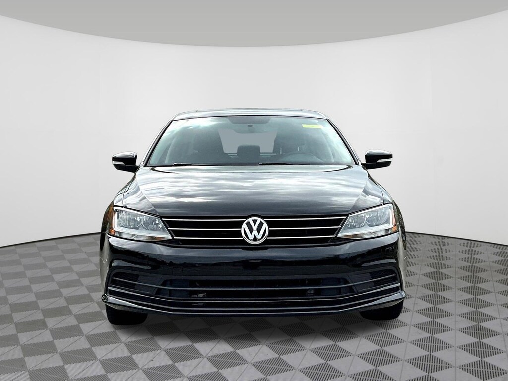 Used 2017 Volkswagen Jetta 1.4T SE Manual Sedan