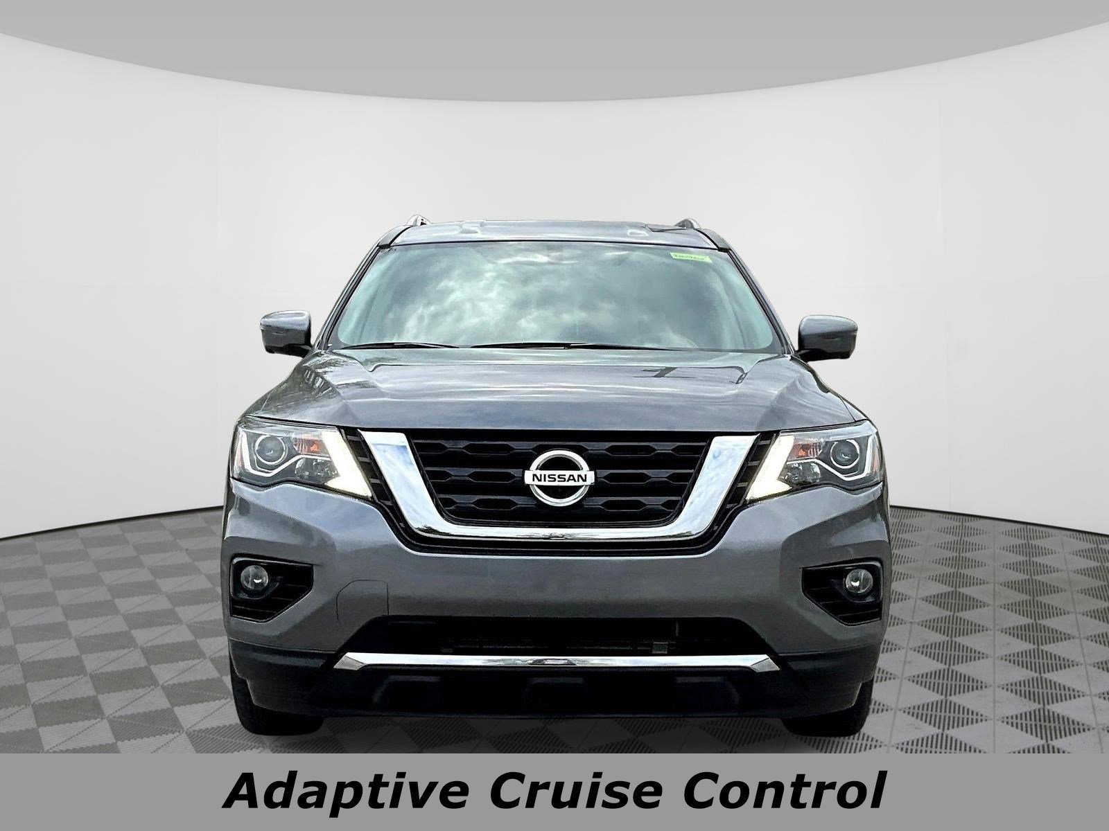 Used 2019 Nissan Pathfinder SL with VIN 5N1DR2MM9KC621525 for sale in Saint Matthews, KY