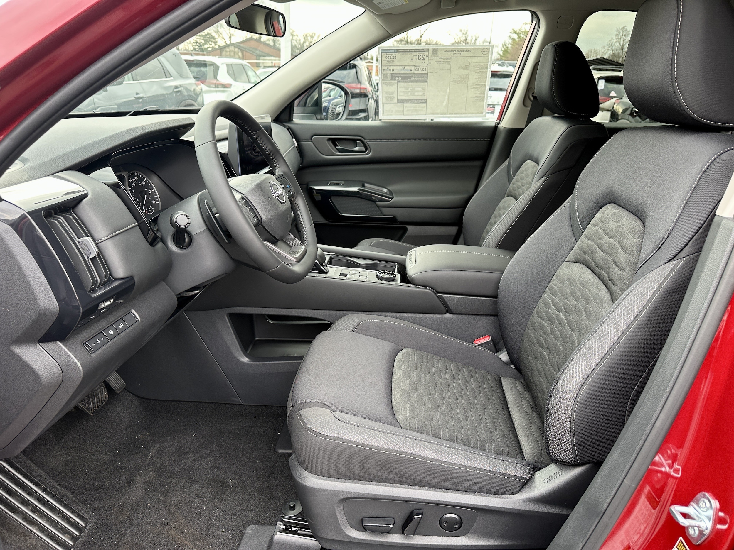 2026 Nissan Pathfinder SV - Photo 27