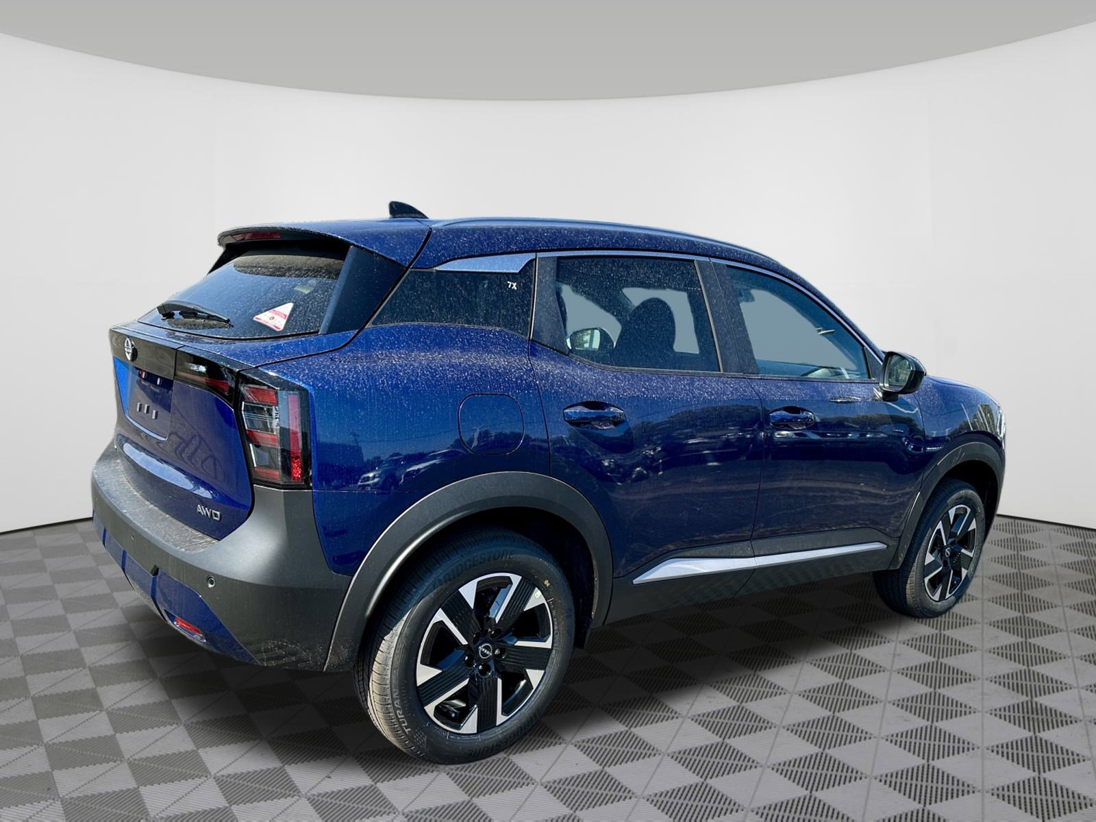 2026 Nissan Kicks SV photo 3