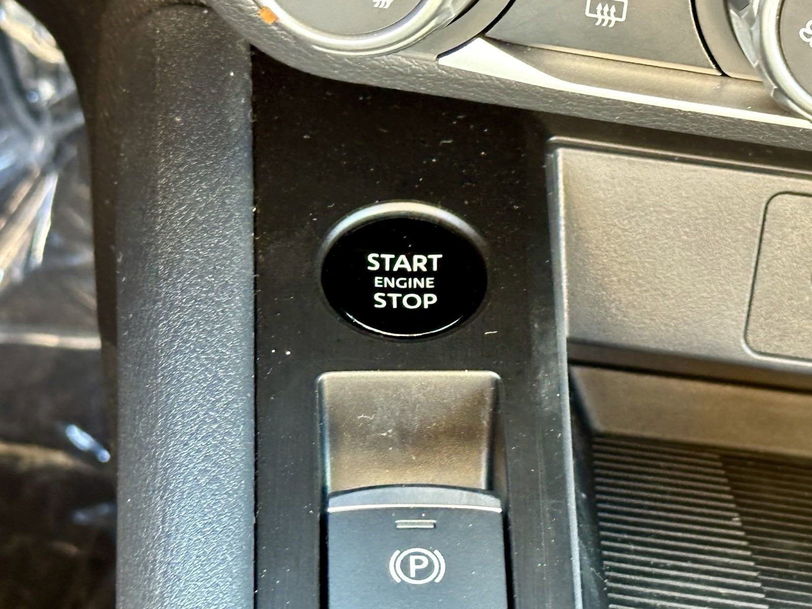 2025 Nissan Kicks SV AWD - Photo 24