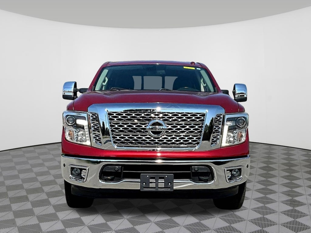 Used 2019 Nissan Titan 4x4 Crew Cab SL Truck Crew Cab