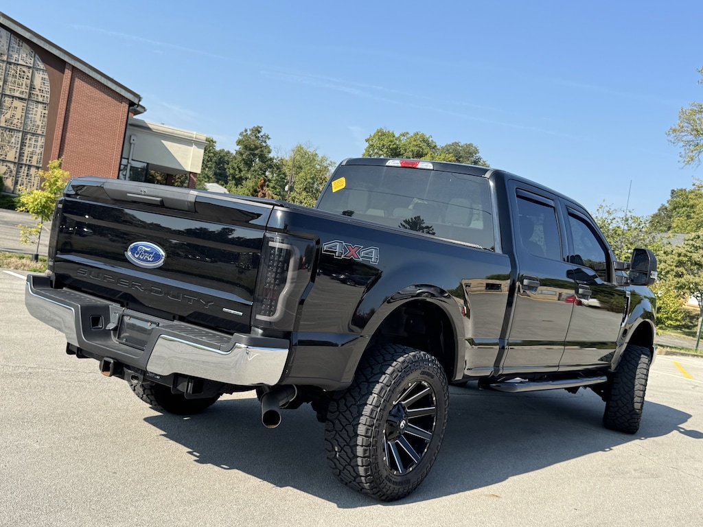 Used 2018 Ford Super Duty F-250 SRW XLT 4WD Crew Cab 6.75 Box Truck Crew Cab