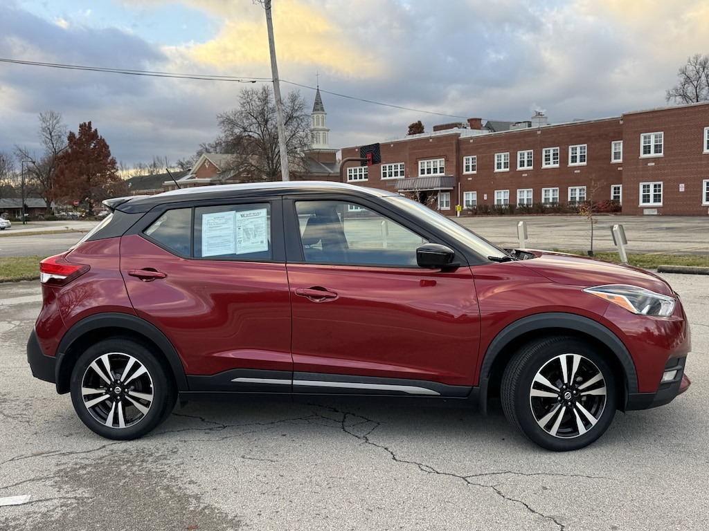 Used 2020 Nissan Kicks SR FWD SUV