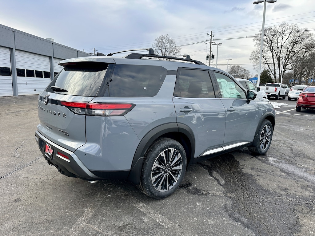 New 2026 Nissan Pathfinder Platinum SUV