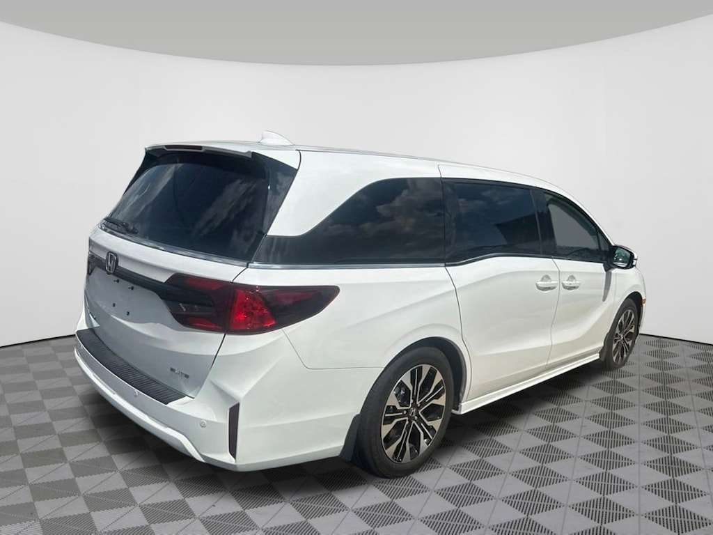 Used 2026 Honda Odyssey Elite Auto Van Passenger