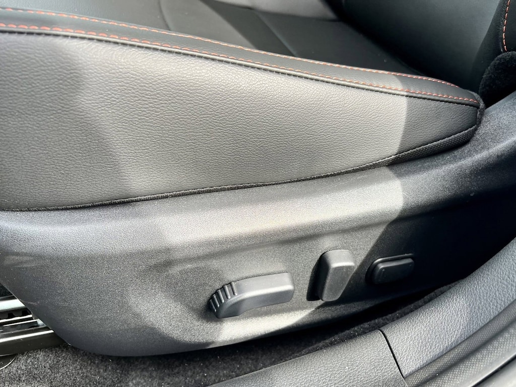 New 2025 Nissan Sentra SR Sedan