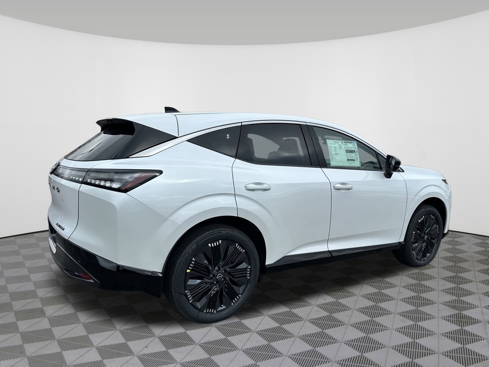 2026 Nissan Murano Platinum photo 3