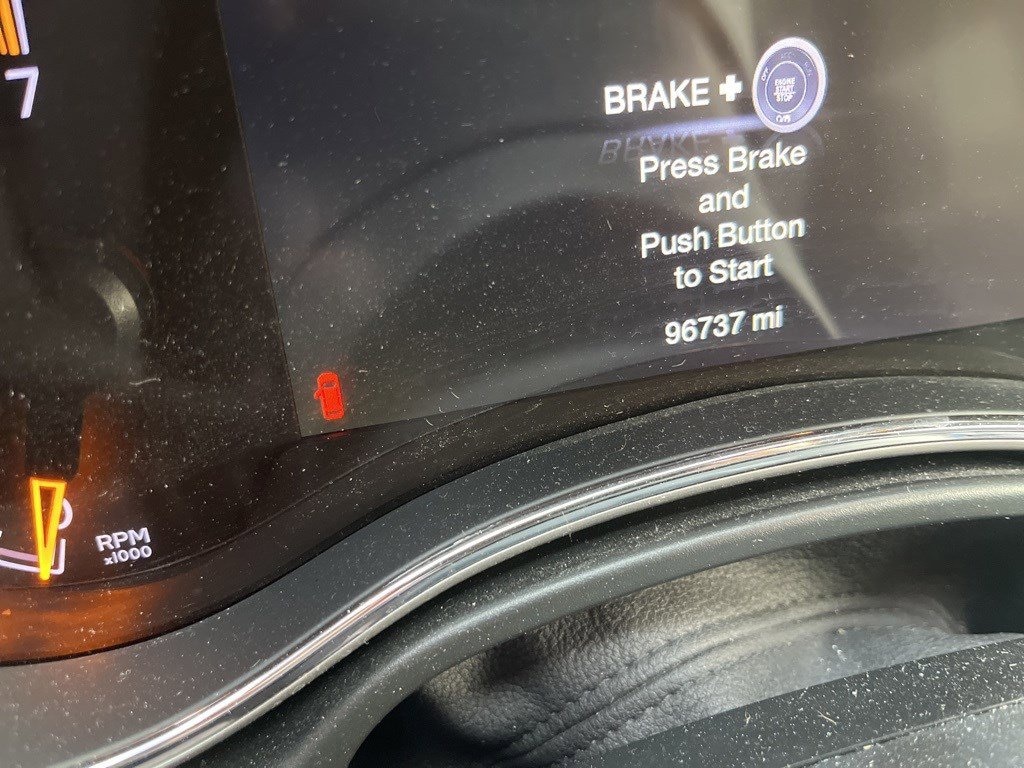 Used 2020 Jeep Grand Cherokee Laredo E 4x4 SUV