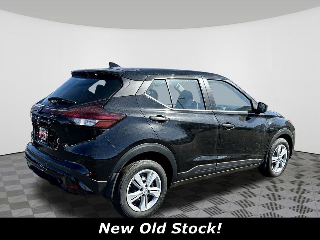 Certified 2025 Nissan Kicks Play S FWD SUV