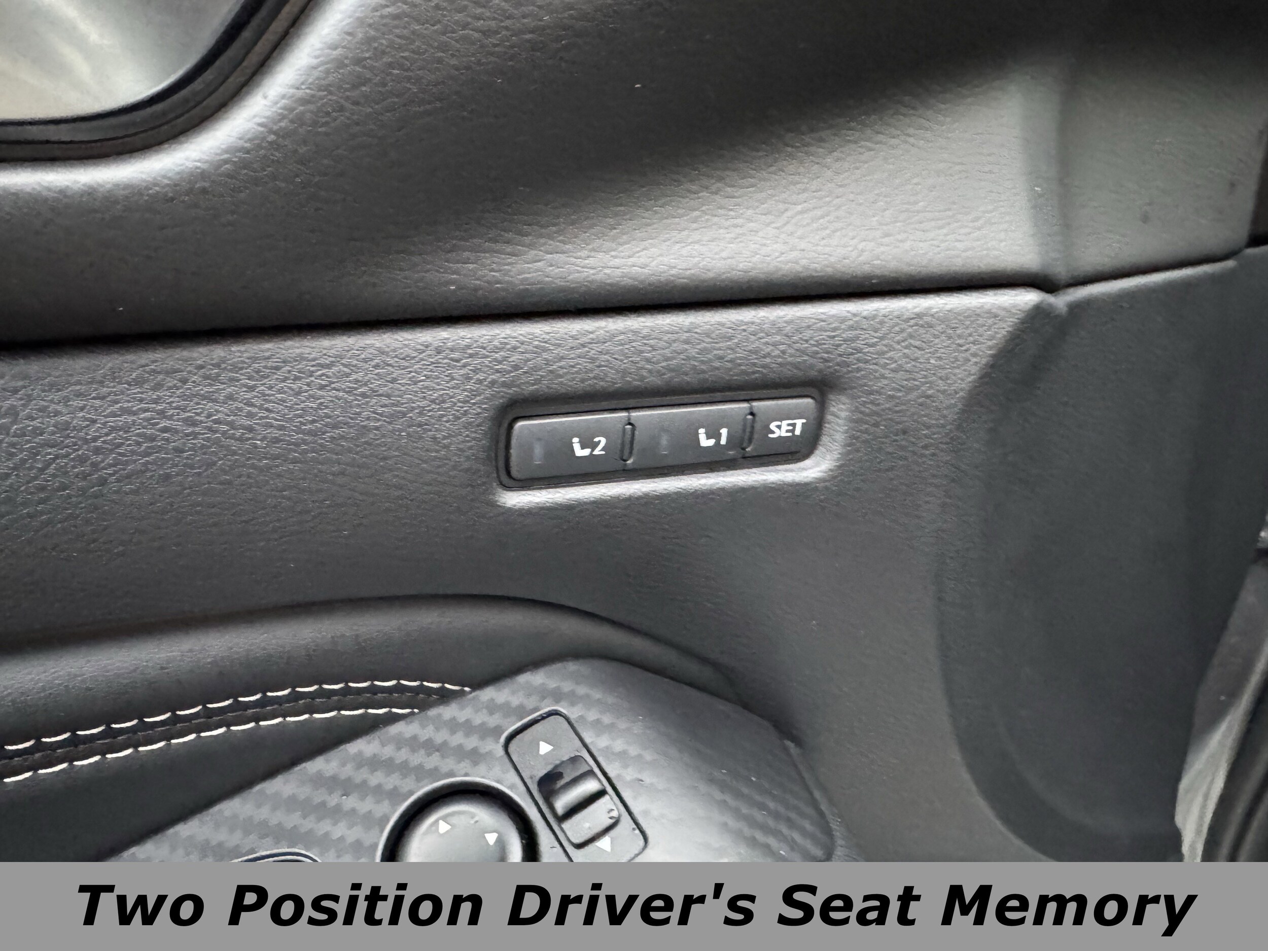 2019 Nissan Altima 2.5 Platinum photo 4