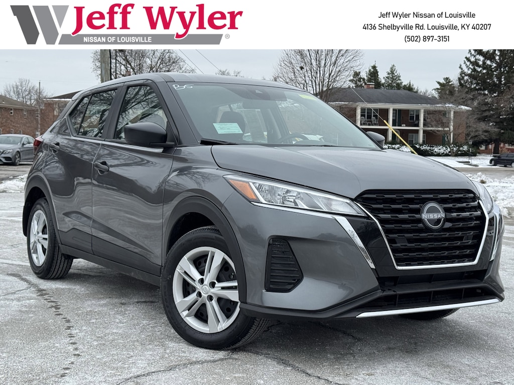 Used 2025 Nissan Kicks Play S FWD SUV