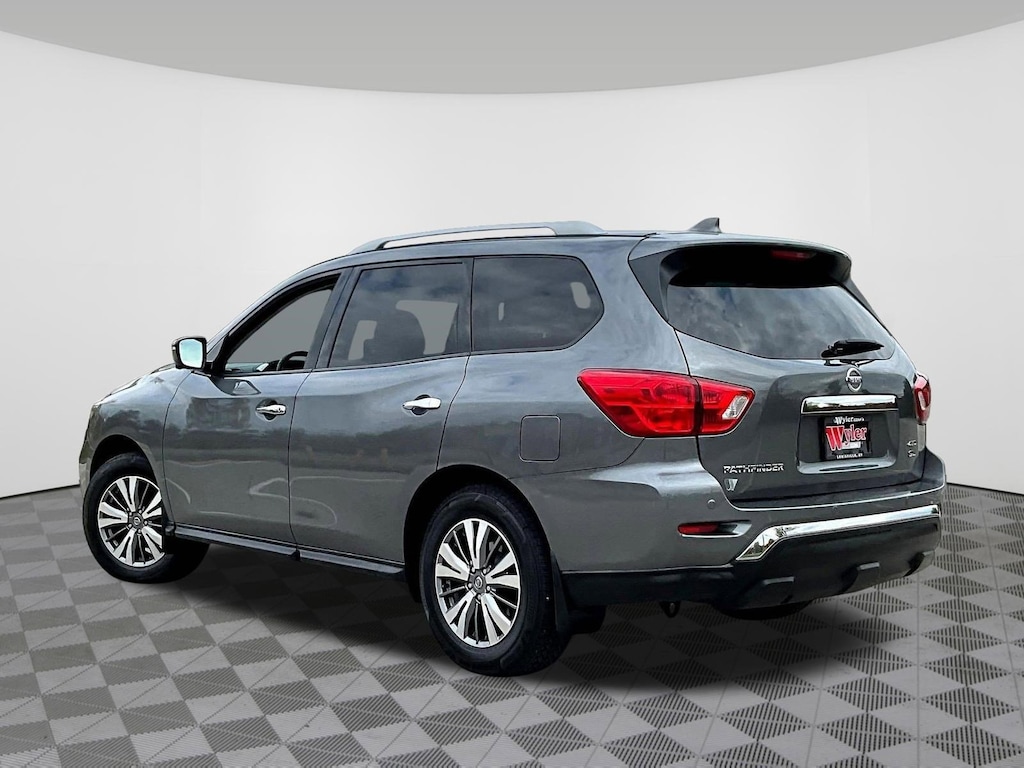 Used 2019 Nissan Pathfinder 4x4 SL SUV