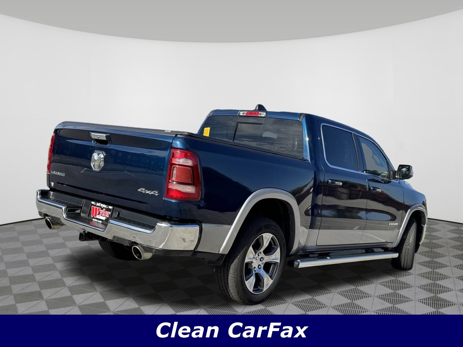 2021 Ram 1500 Laramie photo 2