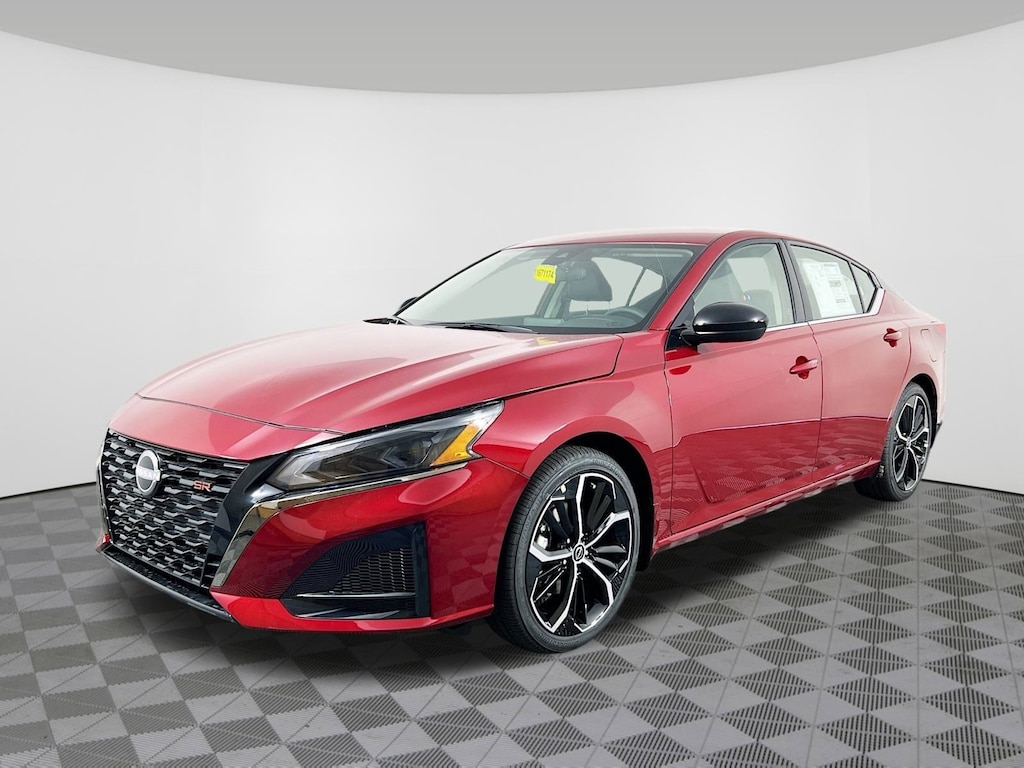 New 2025 Nissan Altima SR Sedan