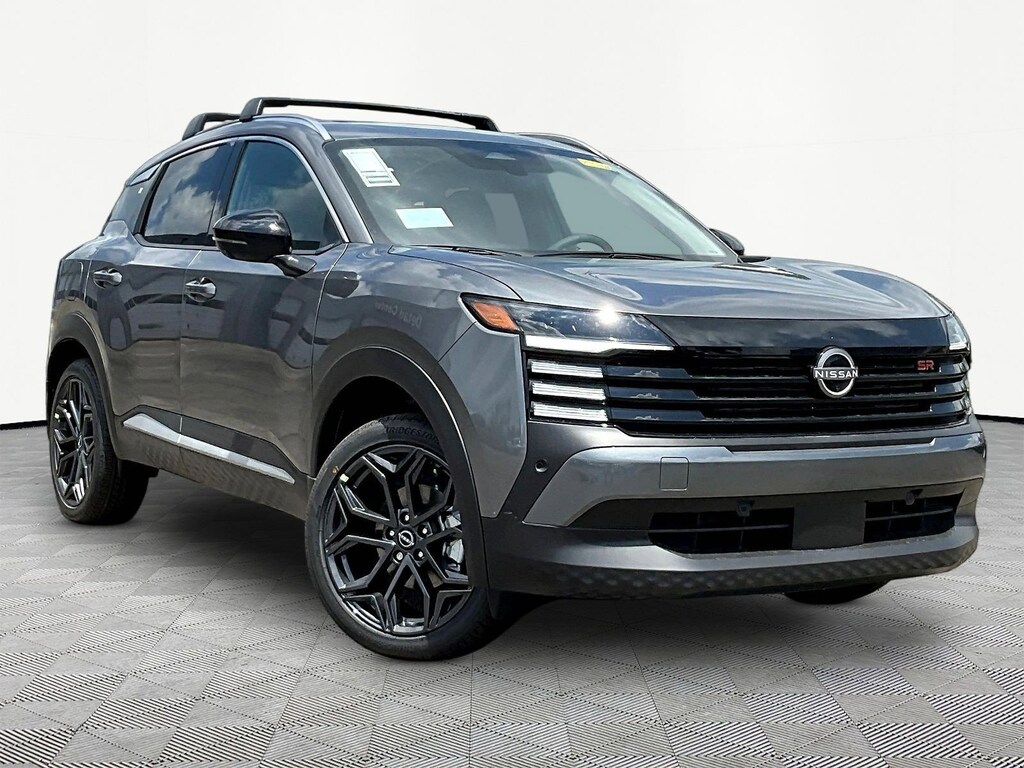 New 2026 Nissan Kicks SR SUV