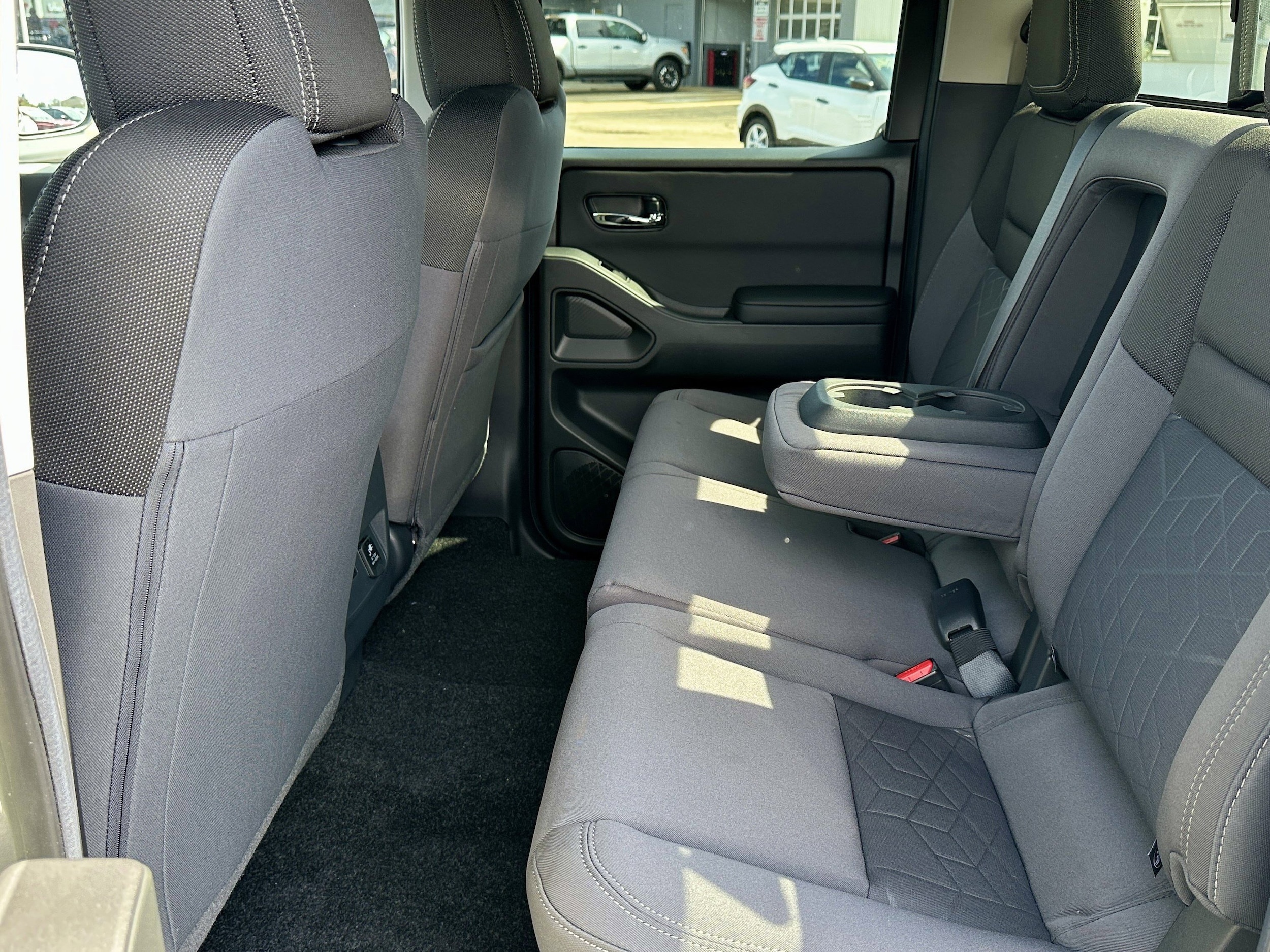 2026 Nissan Frontier SV - Photo 32