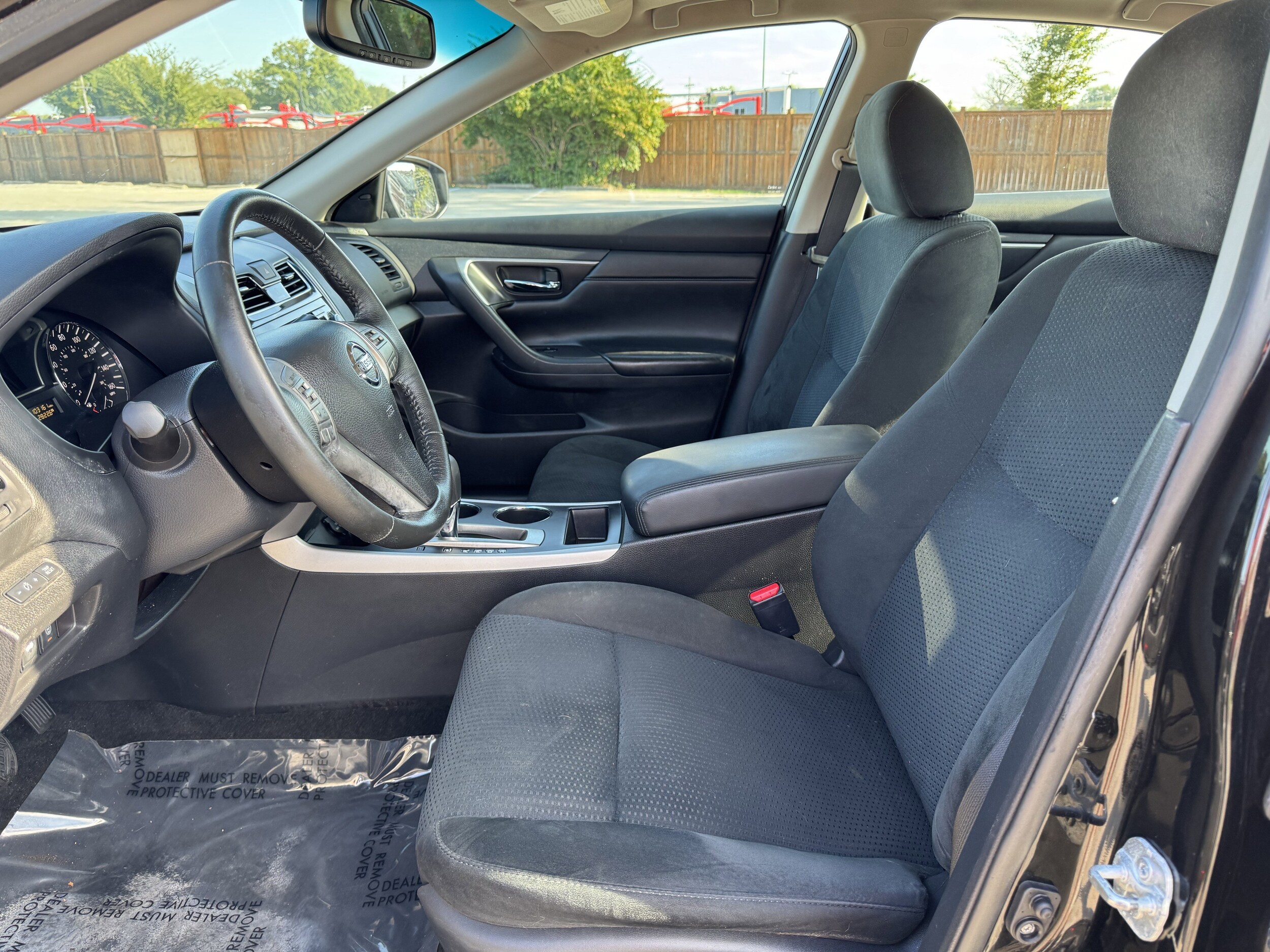 2015 Nissan Altima 2.5 SV photo 4