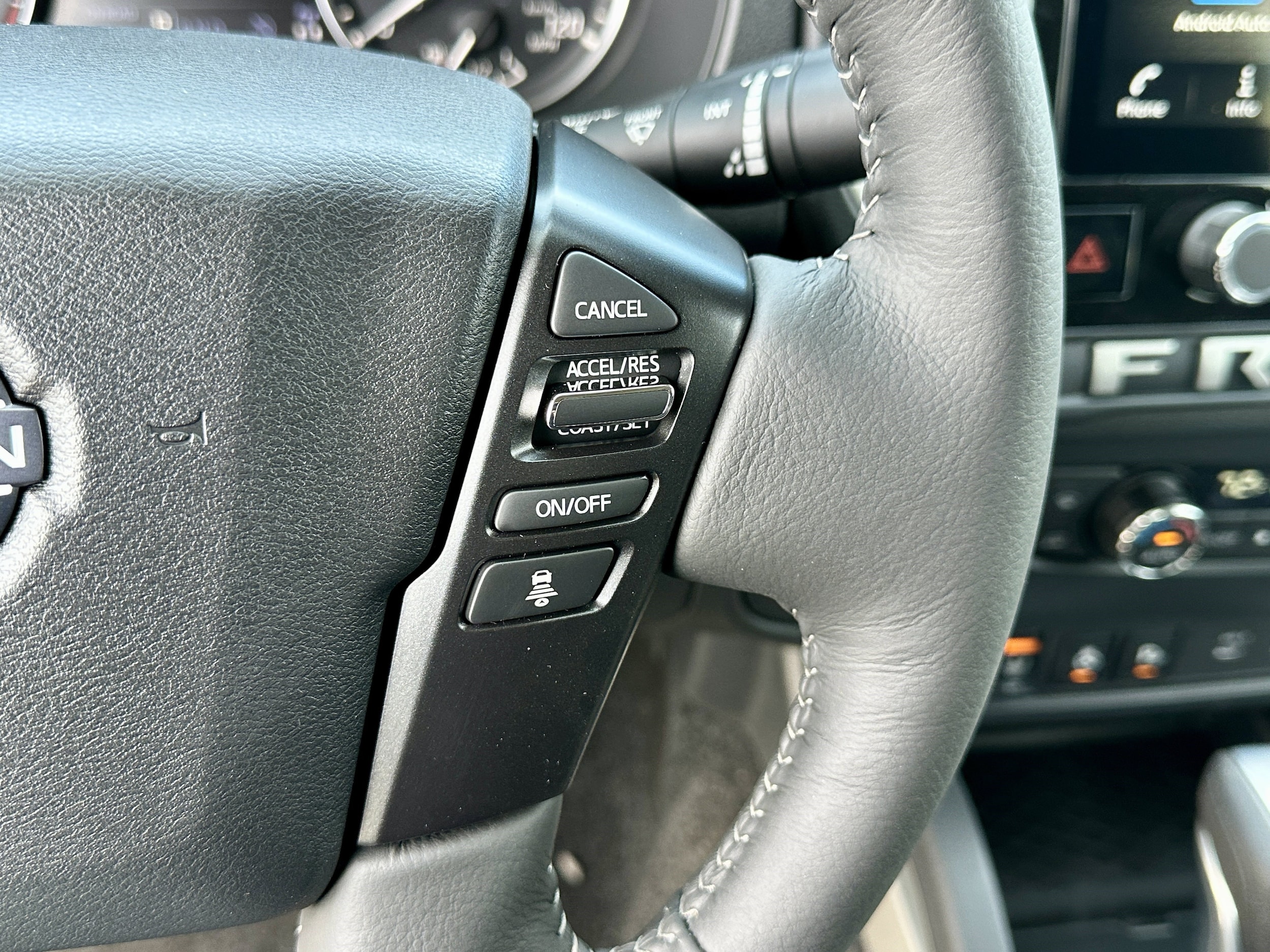 2026 Nissan Frontier SV - Photo 24