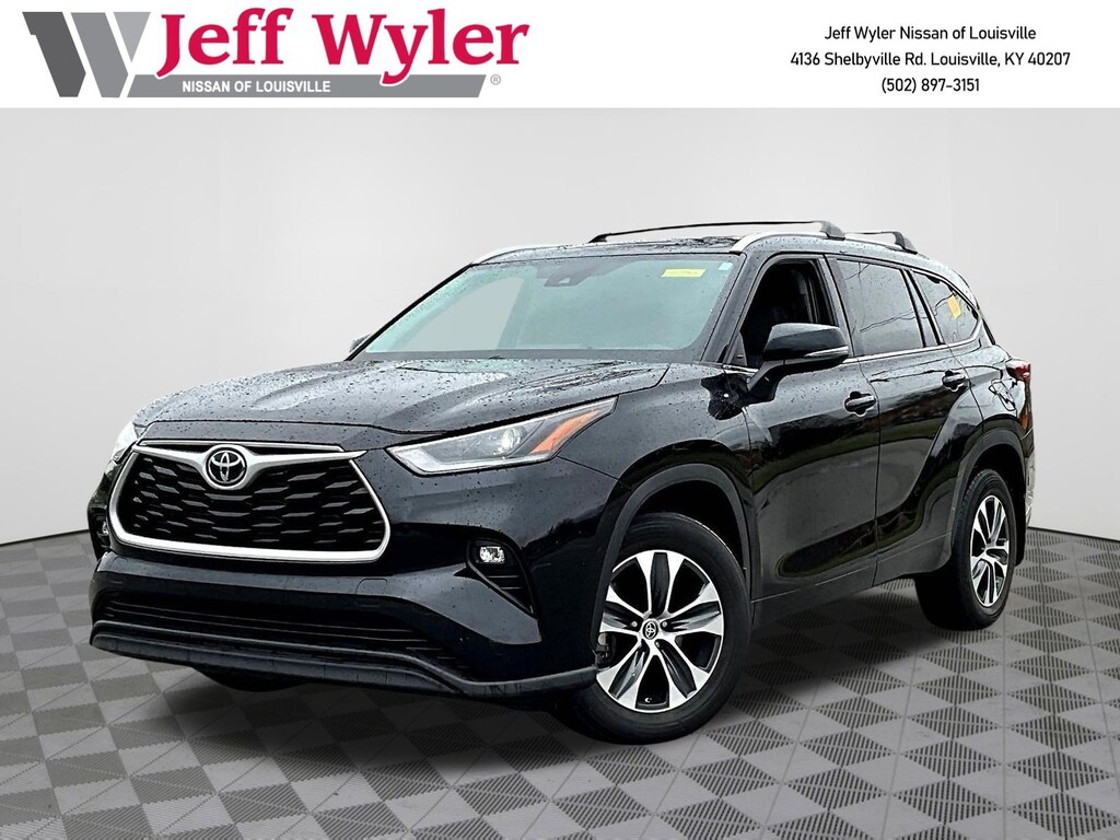 Used 2021 Toyota Highlander XLE AWD SUV