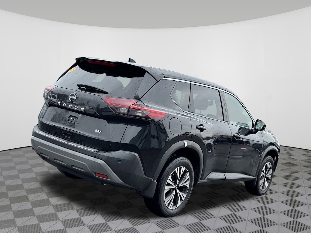 Used 2022 Nissan Rogue FWD SV SUV