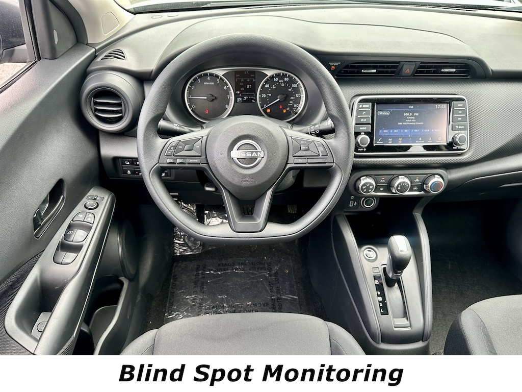 Used 2025 Nissan Kicks Play S FWD SUV