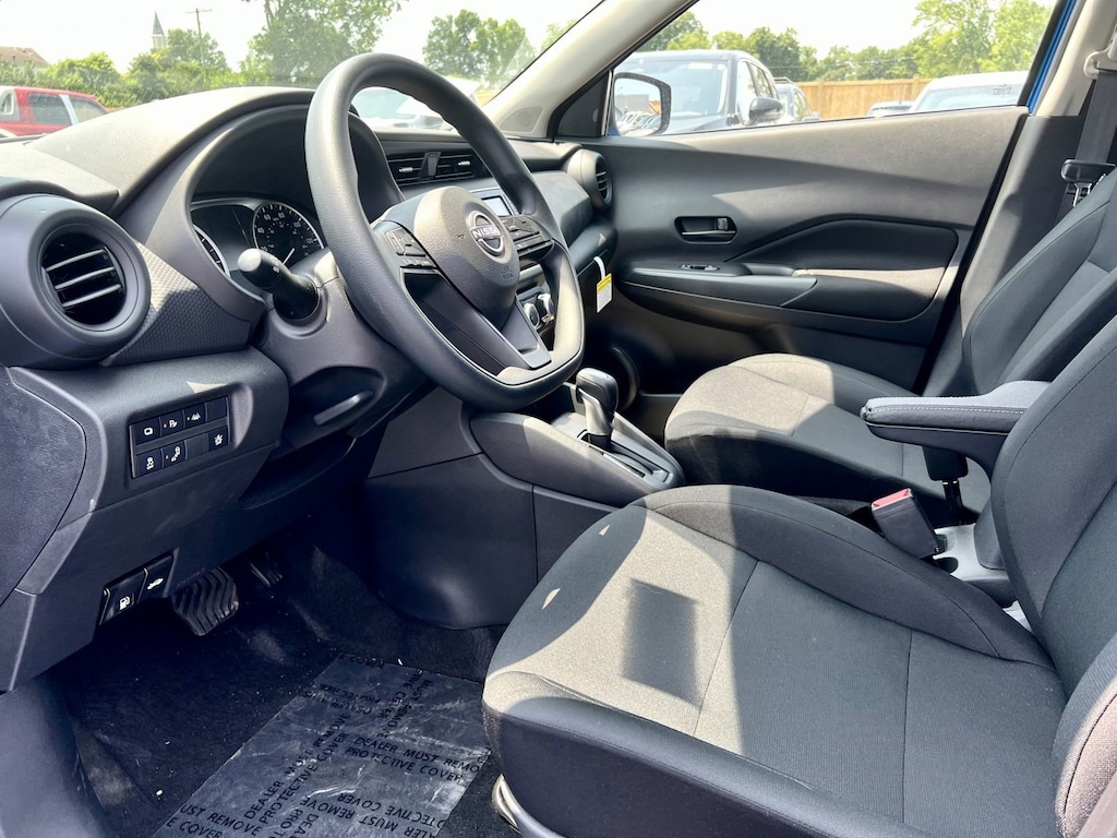 New 2024 Nissan Kicks S SUV