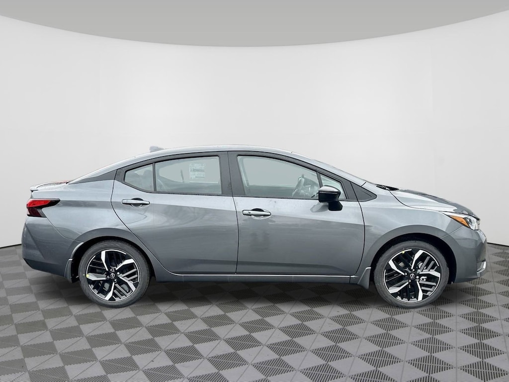 Used 2025 Nissan Versa SR CVT Sedan