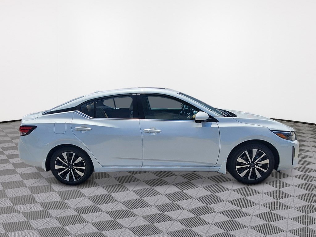 New 2025 Nissan Sentra SV Sedan